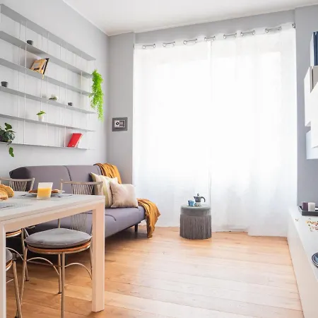 The Best Rent - Lovely Two-Bedroom Apartment Near Bocconi University Milan Exterior photo